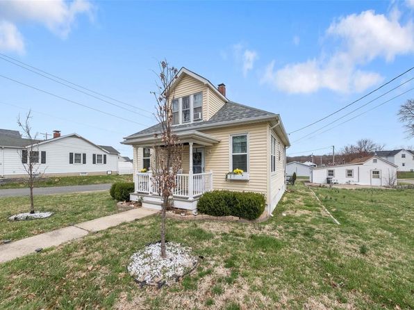 722 N Metter Ave, Columbia, IL 62236