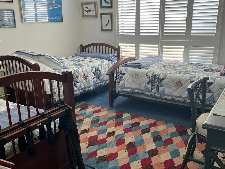 Second bedroom