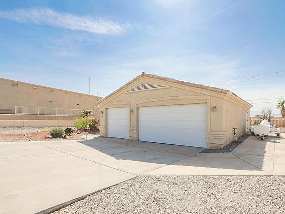 3rd image of 2770 Inca Dr