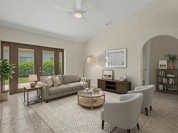 4th image of 6208 Huntington Dr