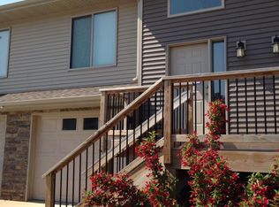 112 Copeland Ln, North Liberty, IA 52317