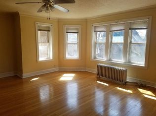 6433 N Hamilton Ave, Chicago, IL 60645