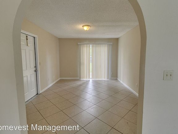 4th image of 13845 Country Ln