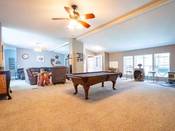 271 Highwood Ln, Grants Pass, OR 97527