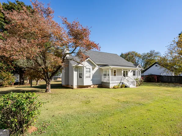 11 Magnolia St, Aragon, GA 30104