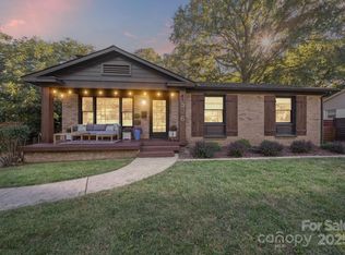 1526 Starbrook Dr, Charlotte, NC 28210