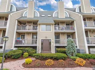 809 River Renaissance #B09, East Rutherford, NJ 07073