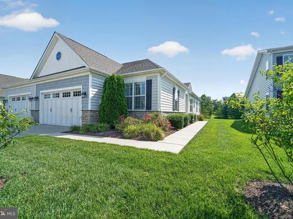 902 Moorings Cir #10, Stevensville, MD 21666