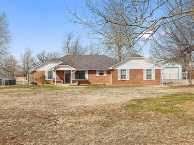 2268 Tecumseh Rd, Tuttle, OK, 73089
