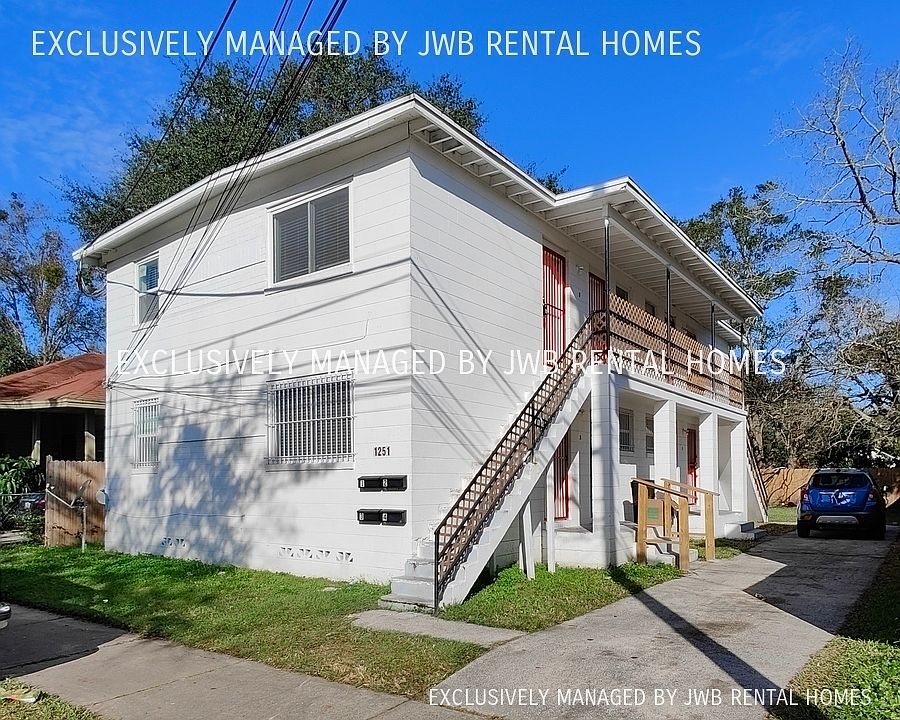 1st image of 1251 25th St W #4