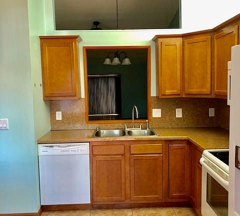 3rd image of 1019 Green Pine Blvd APT C