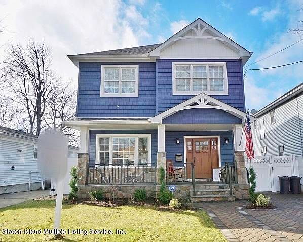 1st image of 330 Peter Ave