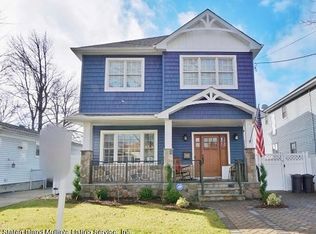 330 Peter Ave, Staten Island, NY 10306