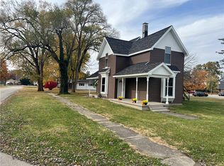 108 Seminary St, Catlin, IL 61817