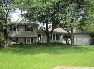 57 Wincanton Dr, Fairport, NY 14450