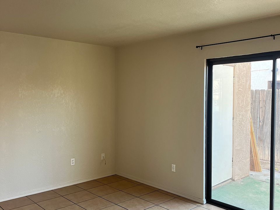 2nd image of 2214 S 3rd Ave #C
