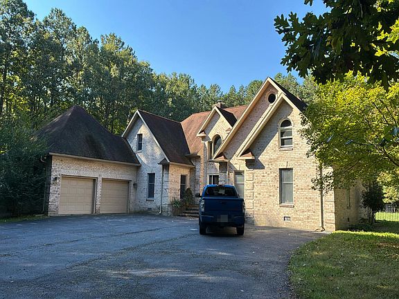 2nd image of 6728 Manadier Rd
