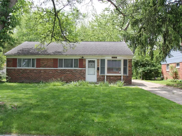28051 Stuart Ave, Southfield, MI 48076