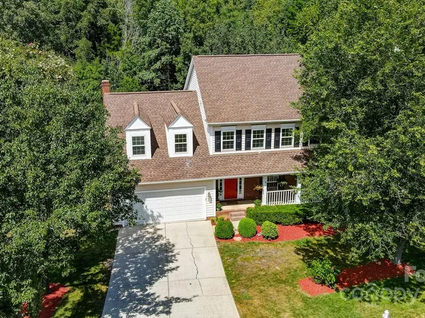 12700 Diamond Dr, Pineville, NC 28134