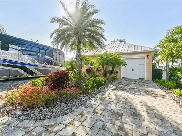 8323 SW SAND CRANE CIRCLE, ARCADIA, FL 34269
