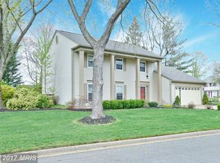 11810 Parliament Dr, Woodbridge, VA 22192