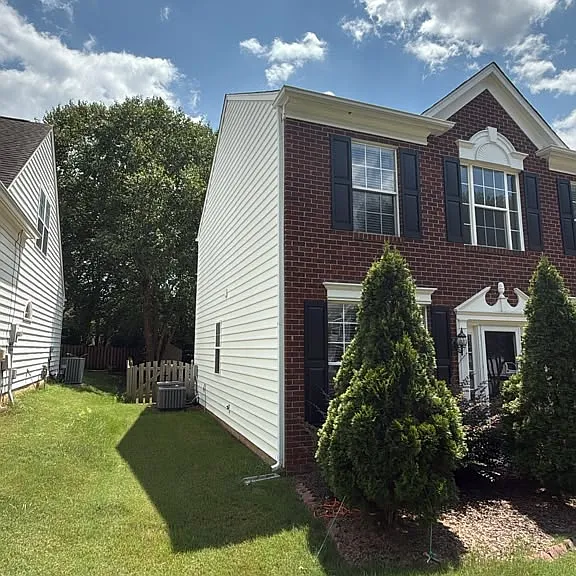 8816 Stags Leap Ct — Photo 23