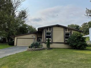 11 Willow Dr, Painted Post, NY 14870