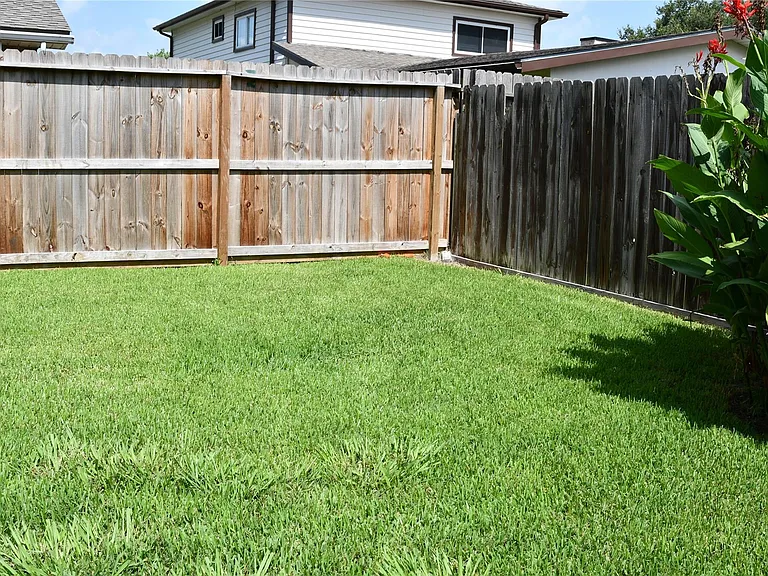 16818 Dutch Ridge Dr — Photo 28