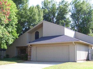 1021 W Moore Ave, Stillwater, OK 74075