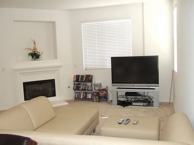 297 Island Way #3 — Photo 3