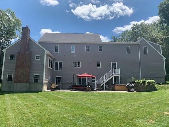 4th image of 1 Heather Hills Ln