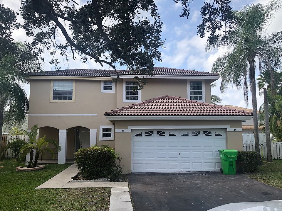 1st image of 1063 NW 124th Ter
