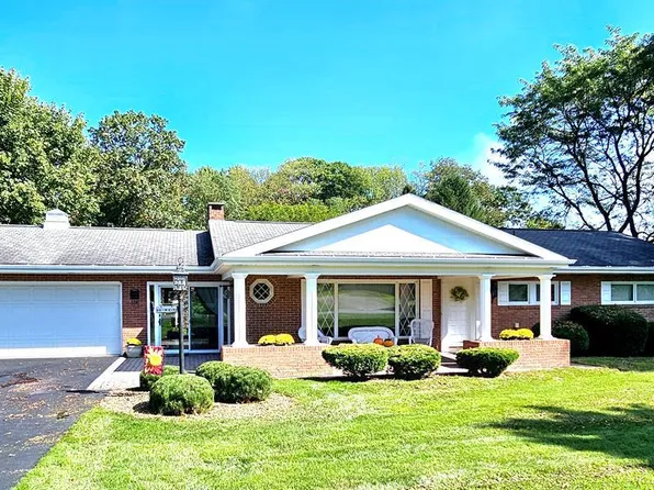 106 Old Delta Ln, Johnstown, PA 15905