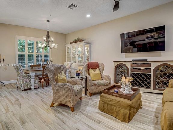 5th image of 1776 NW 124th Pl