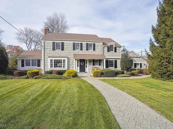 1 Colt Rd, Summit City, NJ 07901