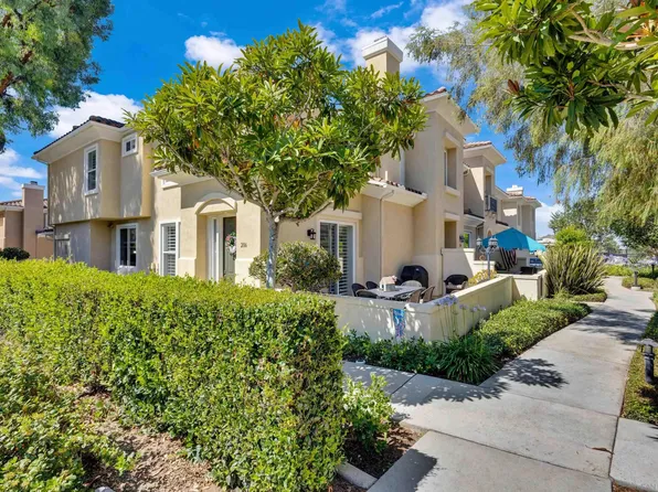 206 Via Vicini, Rancho Santa Margarita, CA 92688