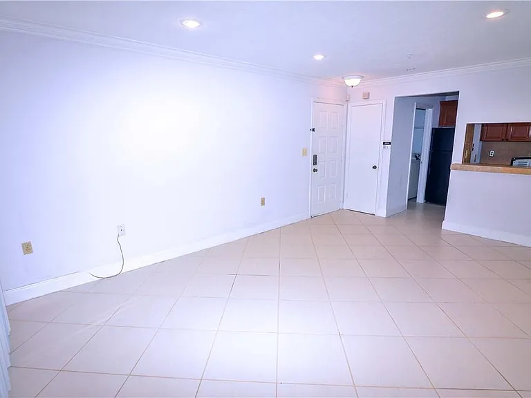 2313 N Congress Ave #12 — Photo 5