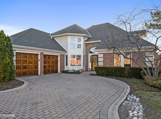 322 Rivershire Ct, Lincolnshire, IL 60069