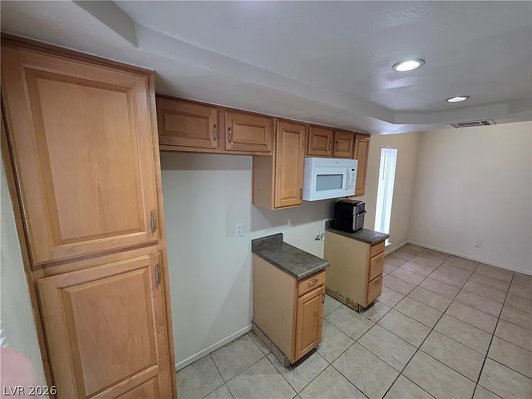 1440 Vegas Valley Dr #8 — Photo 28