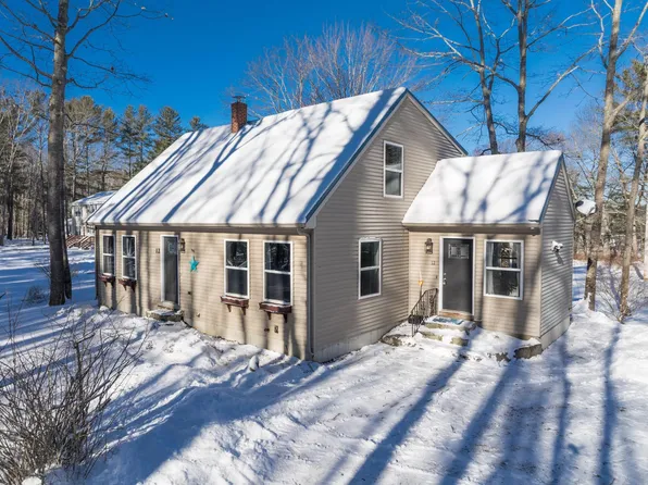 12 Riverside Place, Kennebunk, ME 04043