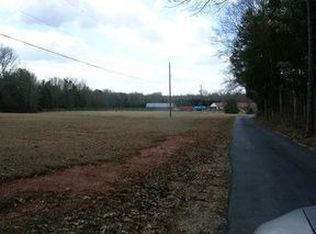 222 Palmetto Kennel Ln, Lancaster, SC 29720