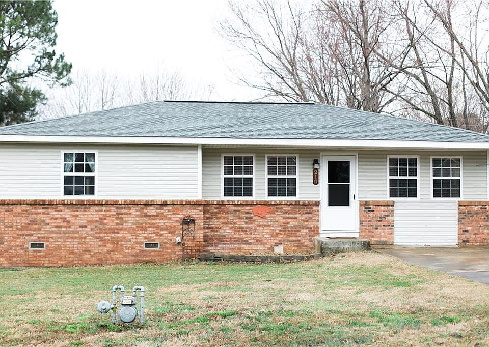 1st image of 210 Marna Lynn Dr
