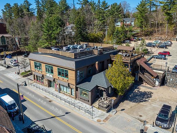 3rd image of 2490 Main St