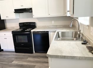2103 Green Tree Rd #1, West Bend, WI 53090