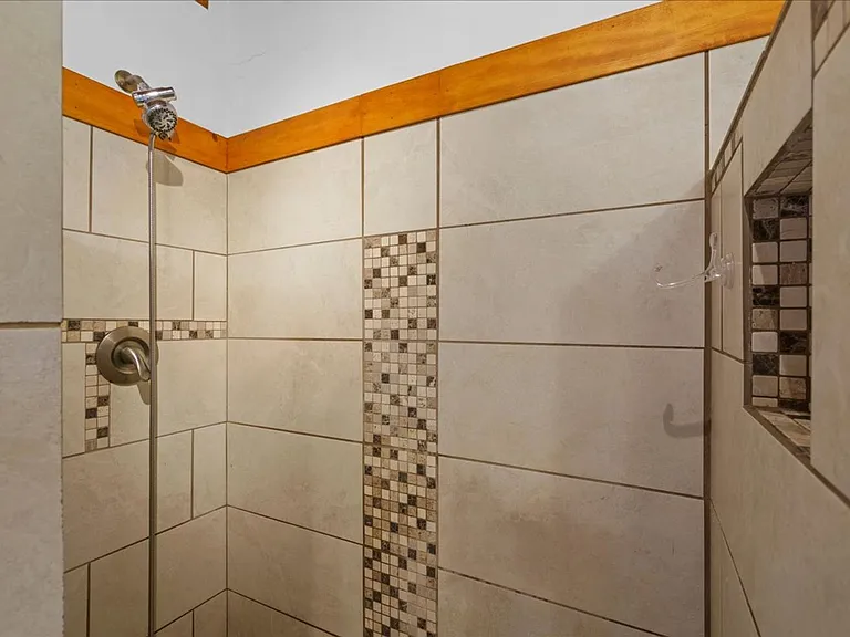 31 Hapapa Rd #B — Photo 26