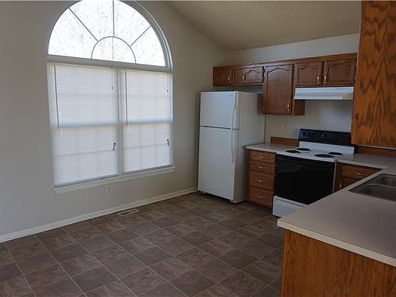 3rd image of 20205 E 17th Ct