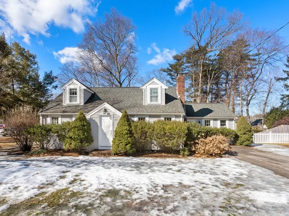 199 Pond St, Westwood, MA 02090
