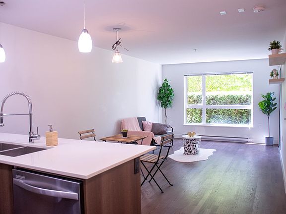 5th image of 7088 14th Ave #104