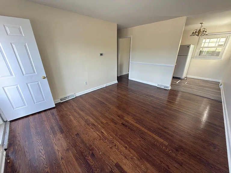 975 Depot St NE — Photo 13