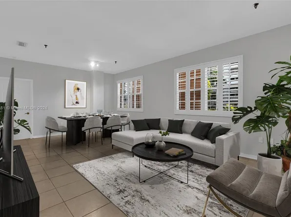 721 Biltmore Way APT 101, Coral Gables, FL 33134